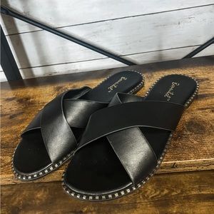 Black Gold Criss Cross Sandal